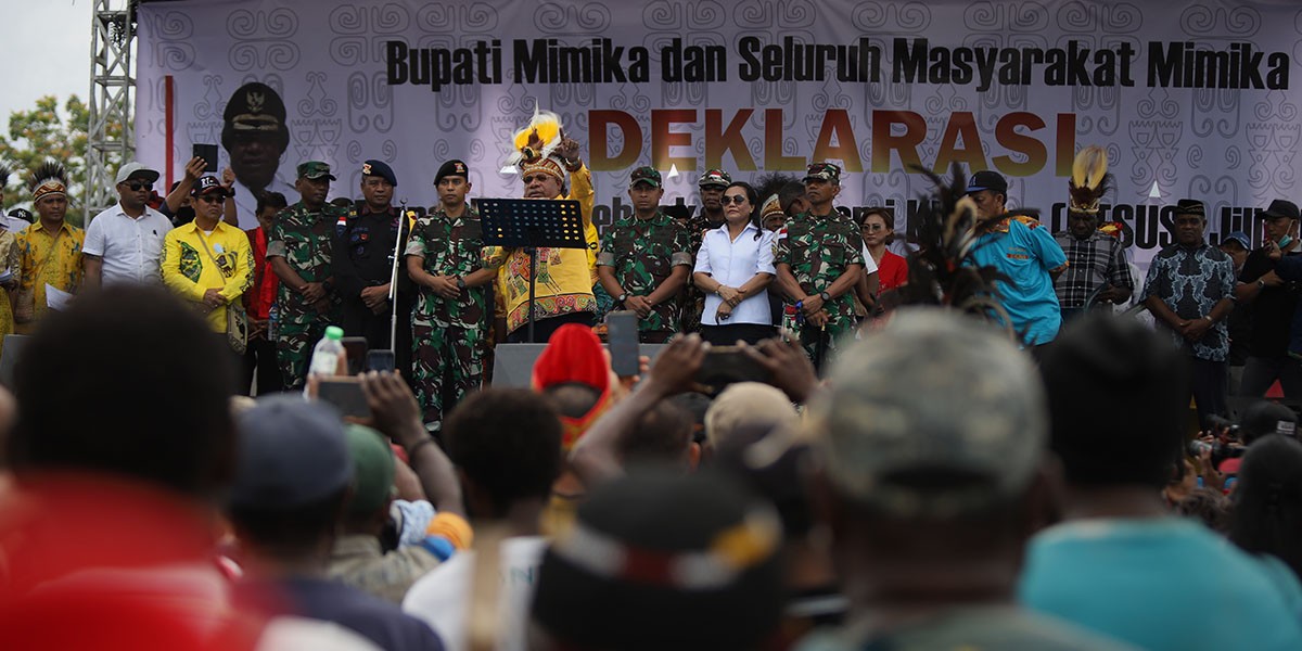 eltinus-omaleng-tidak-ada-cerita-mimika-tolak-dob